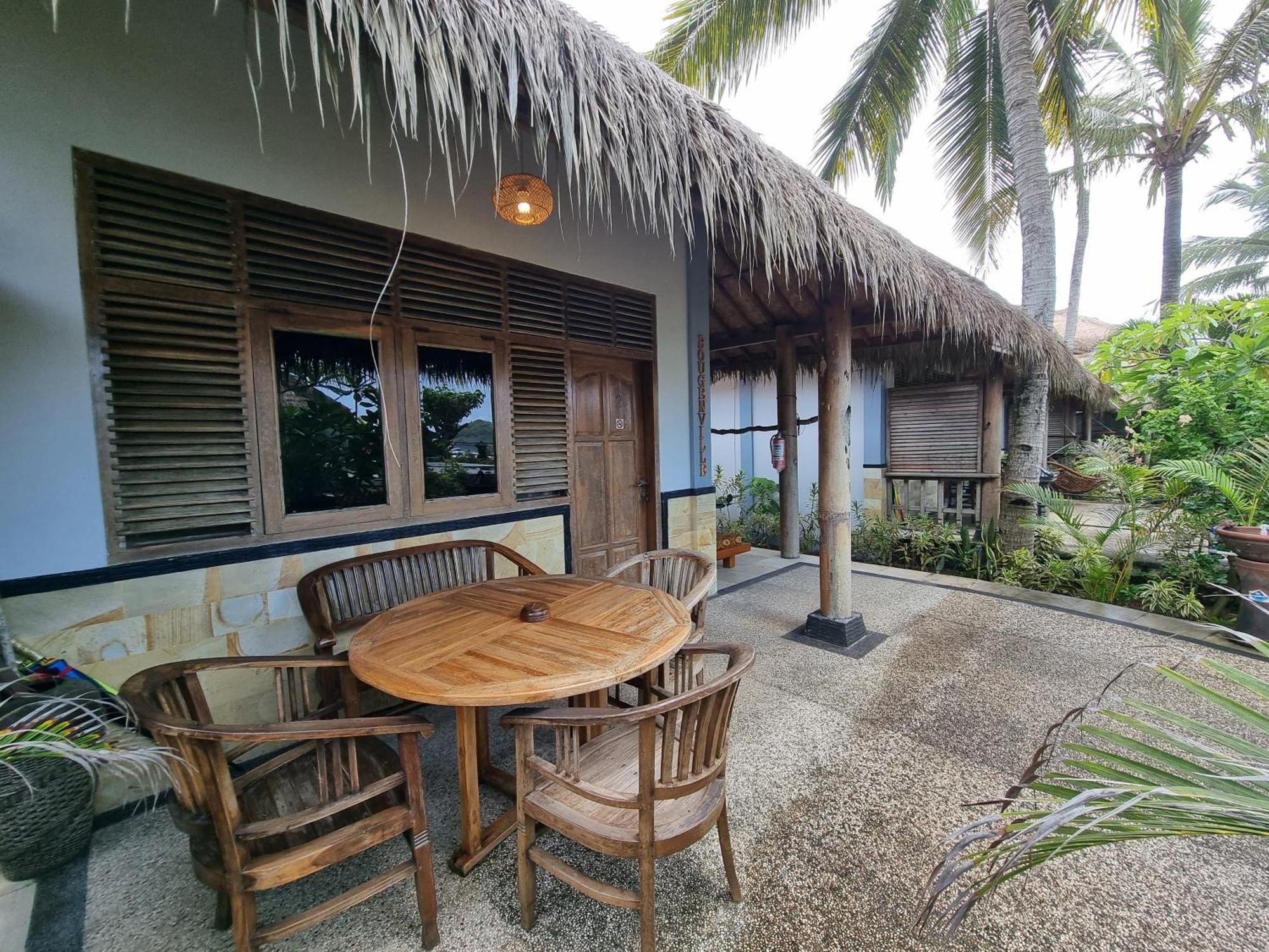 Istana Ombak Eco Resort Pacitan Exterior photo